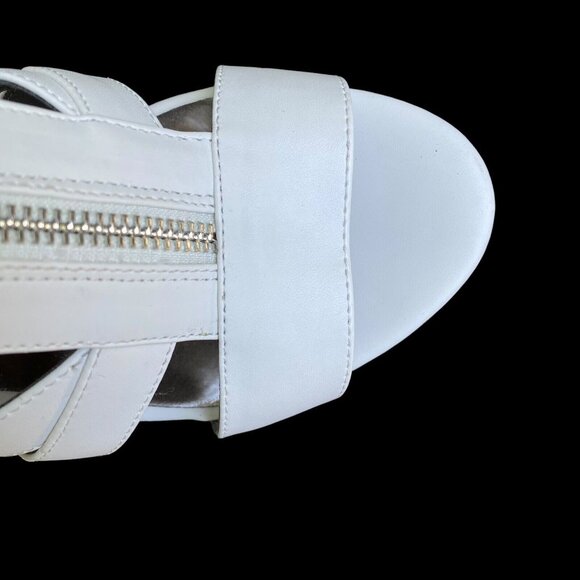 White Strappy Wedge Sandals With Cork Heel Size 9M By Carlos - Picture 6 of 8